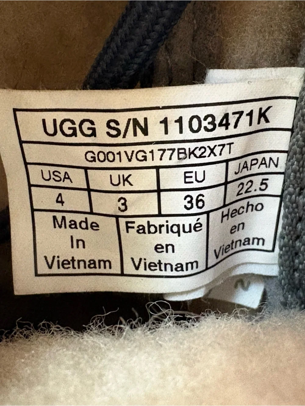 UGG Butte II Waterproof Leather Winter Boots Youth Boys 4 Blue Snow Outdoors EUC